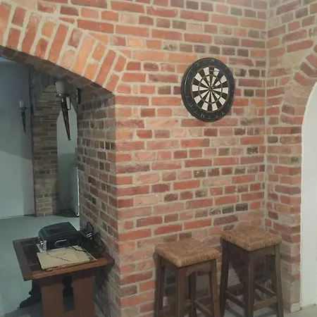 Damhills Apartment